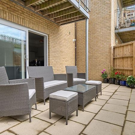 Ventnor Terrace Haven: Spacious 3-Bed with Beach Proximity Exterior photo